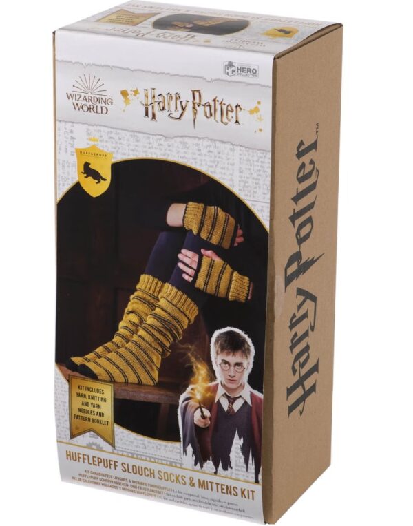 Harry Potter Wizarding World Hogwarts Slouch Socks and Mittens Knitting Kits - Image 8